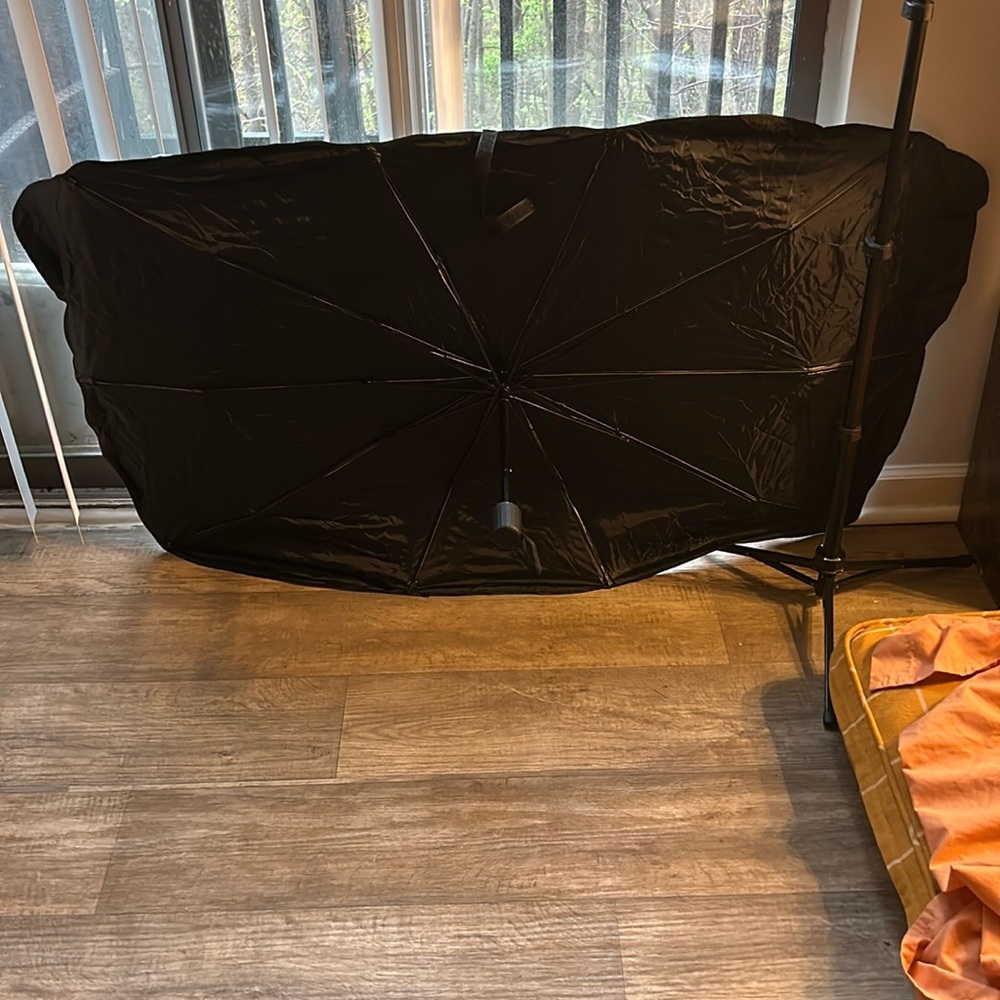 Car windshield sun shade umbrella